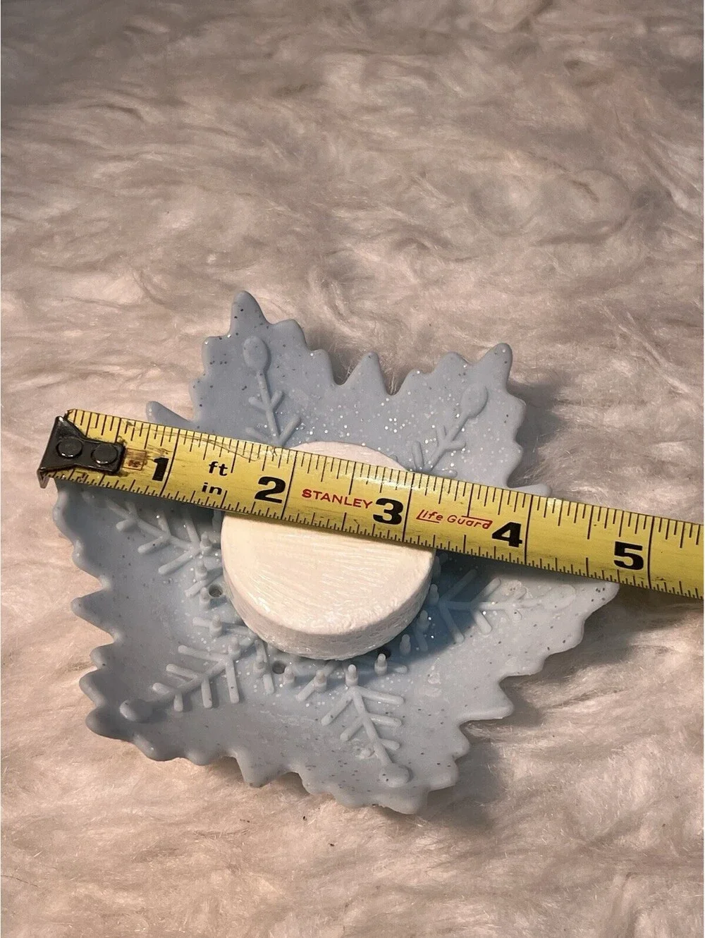 Snowflake Silicone self draining shower steamer tray & 2 Steamer Pucks